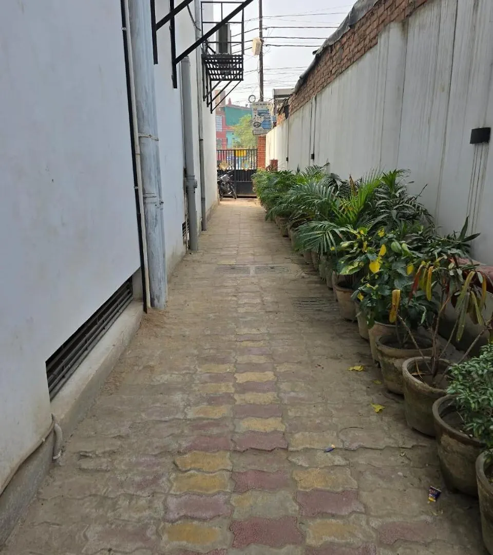 Prayo Kashi Retreat Varanasi 3 Bed Room Apartment 0*,  インド